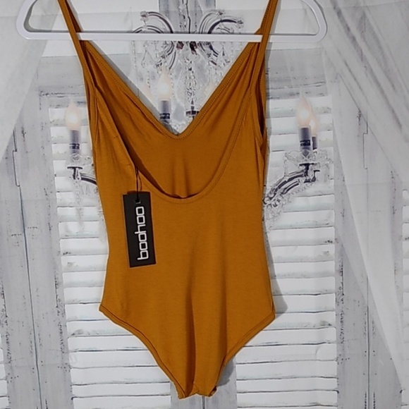 Boohoo - Picture 7 of 8